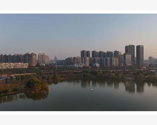 MT4终端窗口位置随心调让交易界面更顺手